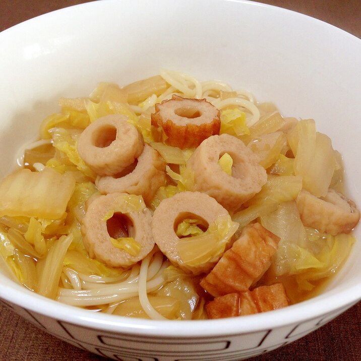 めんつゆで簡単☆ちくわと白菜のにゅうめん